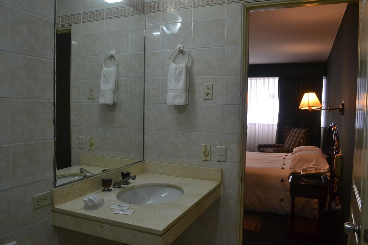 Suites Plaza Las Flores Distretto di Distretto di Lima Esterno foto